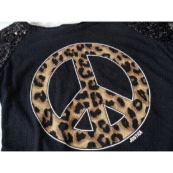 Justice girls youth size 18 black sequin leopard print shirt Retails $45. - Picture 4 of 4